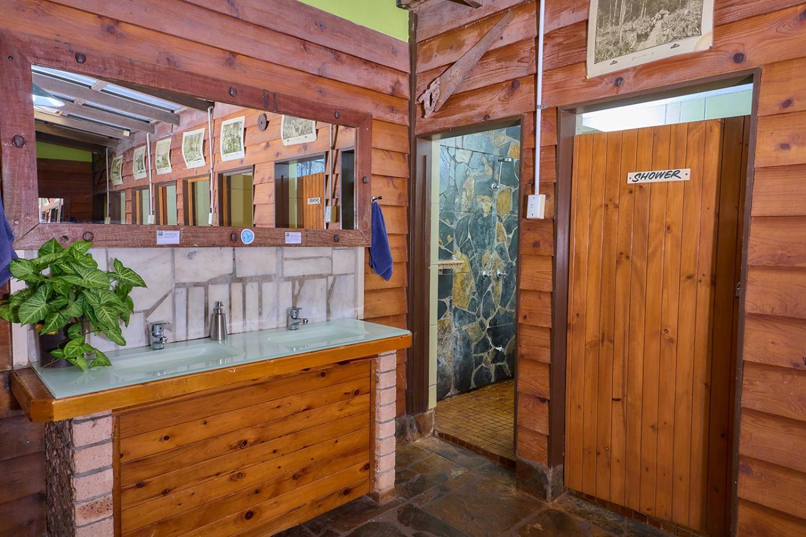 On The Wallaby Eco Lodge Yungaburra Extérieur photo