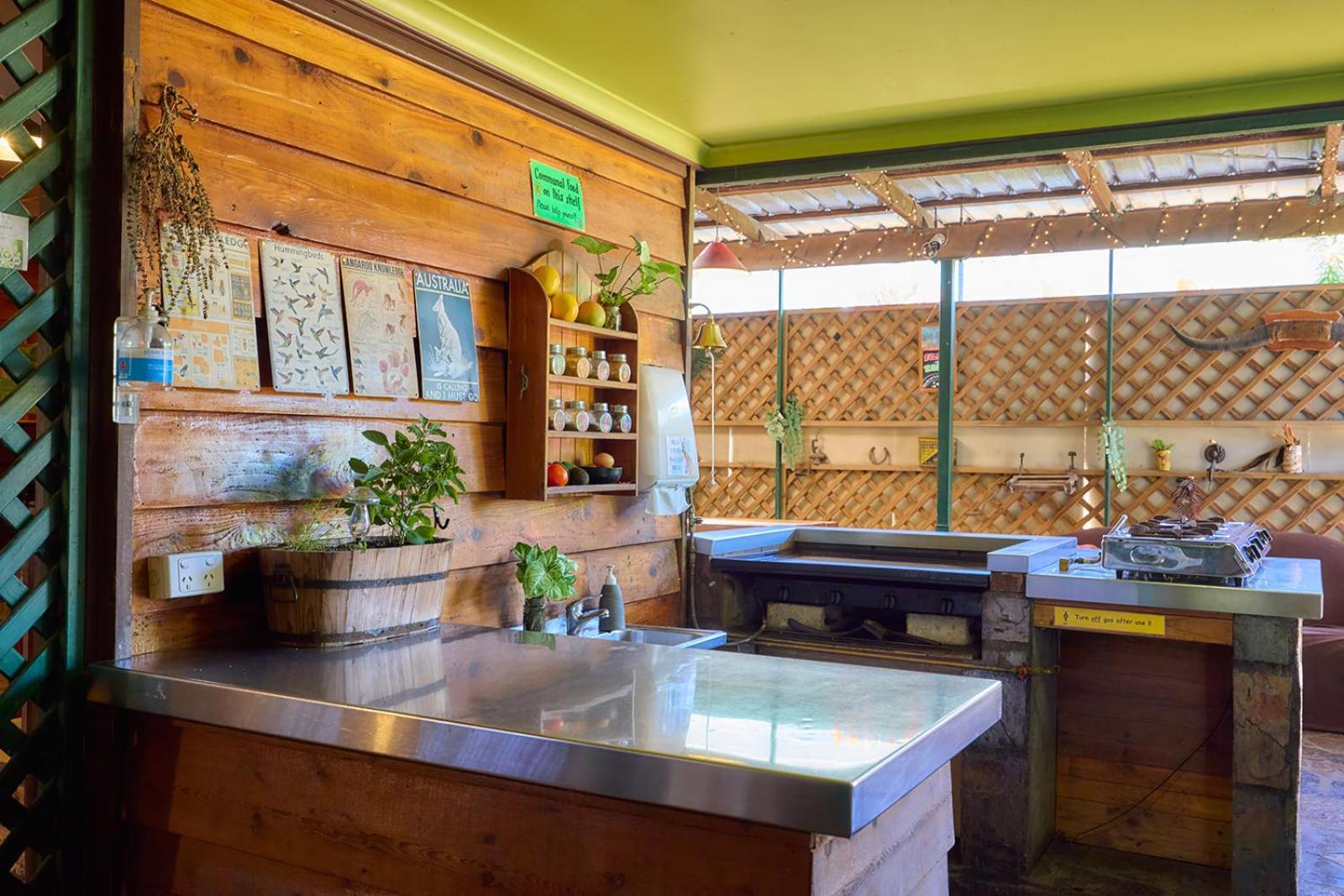 On The Wallaby Eco Lodge Yungaburra Extérieur photo